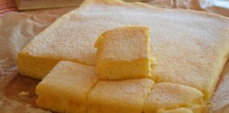 Prăjitură cu Brânză Dulce si Stafide - Rețetă Rapidă și Ușoară