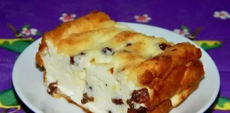 Rețetă Sănătoasă de Budincă cu Brânză Dulce și Stafide - fără Zahăr și fără Făină
