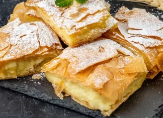 Bougatsa