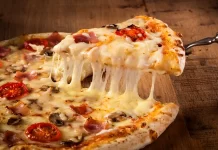 Secretul pentru un Aluat de Pizza Autentic ca în Italia: Trucuri de Bucătari Experți